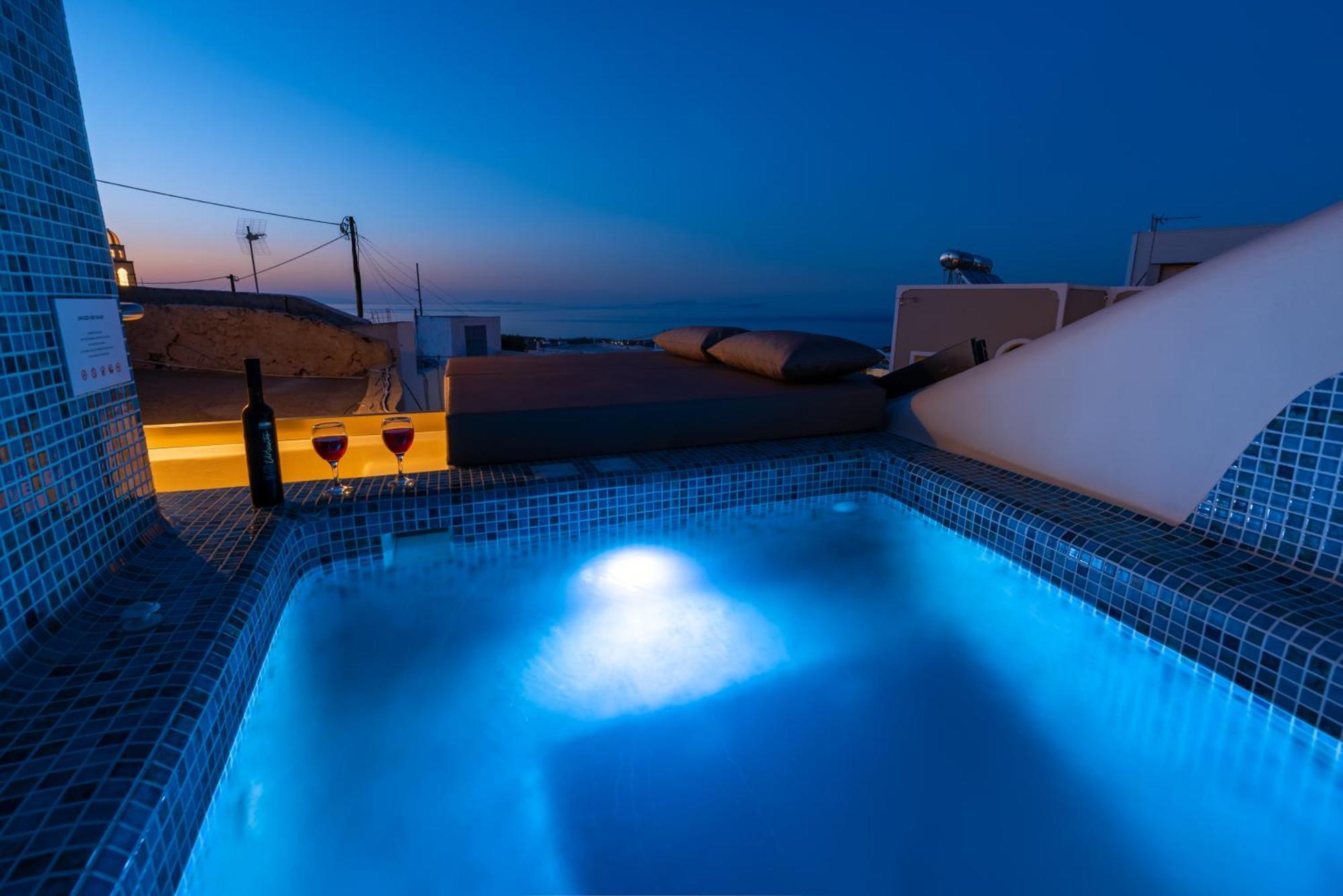 Deep Cave Suites Kontochori Fira  Exterior foto