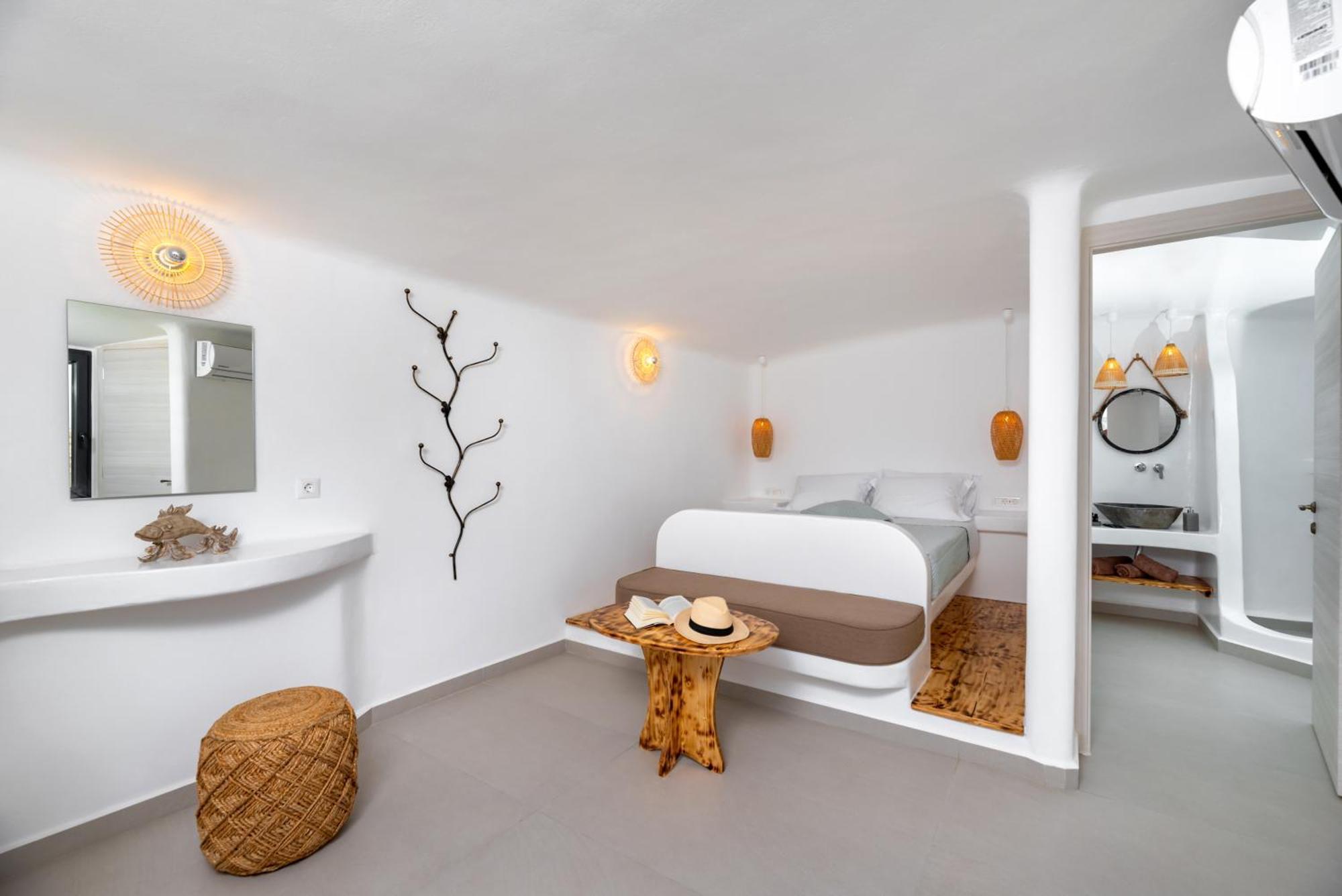 Deep Cave Suites Kontochori Fira  Exterior foto